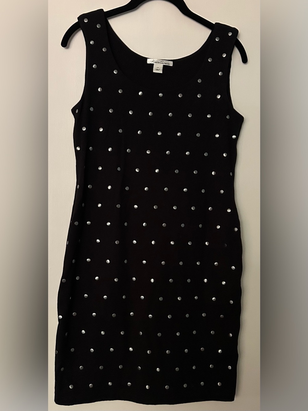 Kenneth Cole Black Sleeveless Studded Shift Dress - Classic Evening Wear Size PS